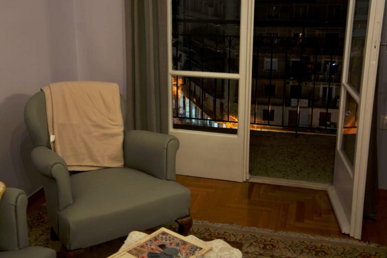 Vintage, Spacious Apartment In The Heart Of Athens! 外观 照片